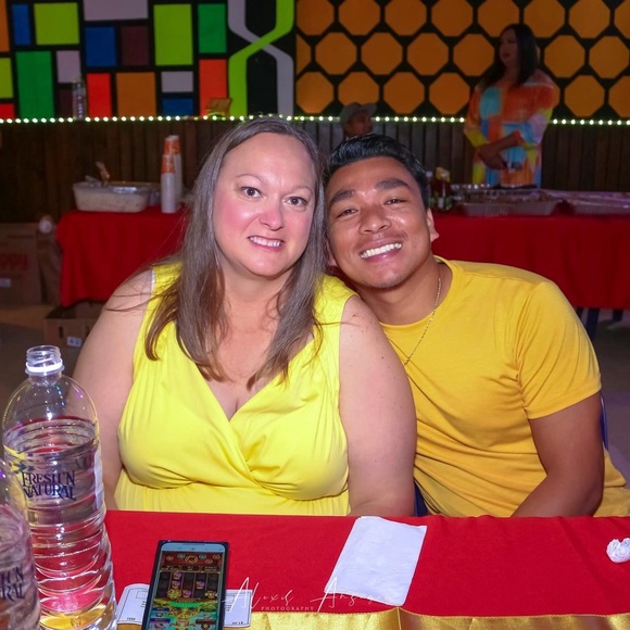 Meet your Posher, Amanda - Picture 4 of 11